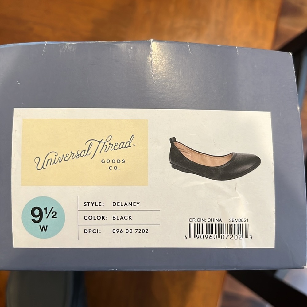 Universal Threads Size9.5w - Picture 3 of 3
